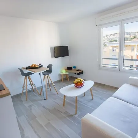 Joli Proche Promenade Des Appartement *